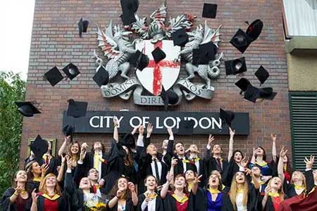 поступление в City University London поступление в City University London